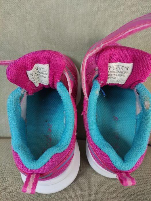 Sapatilhas Skechers T22