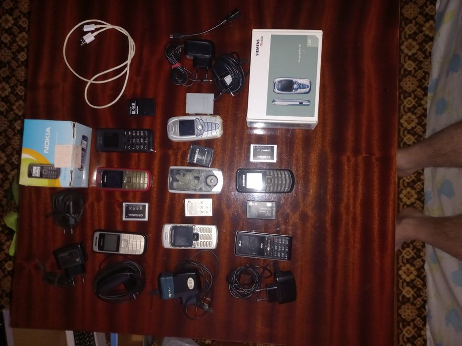 Кнопочные телефоны - 8шт.