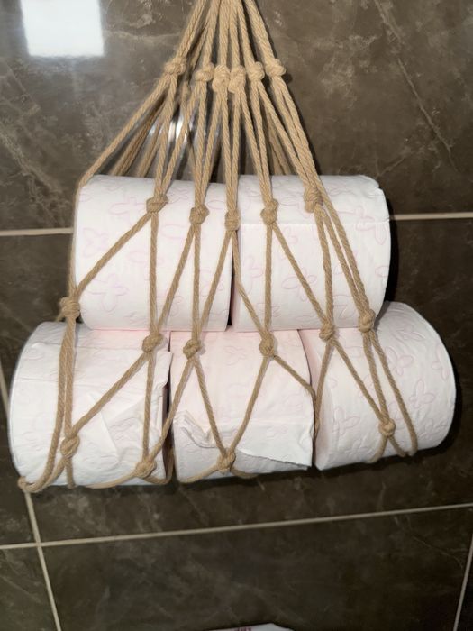 Da suporte para papel ou outras coisas. Super giro