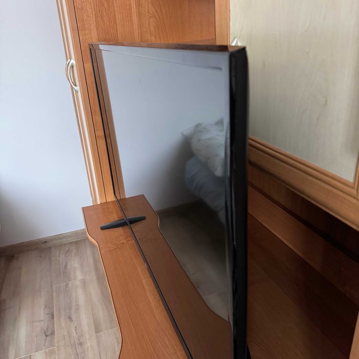 Telewizor LG 43LF510V 43 cale w świetnym stanie