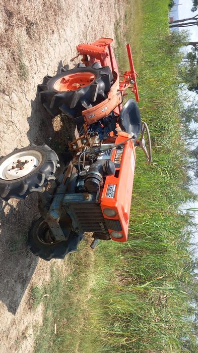Mini tratror kubota b 7000