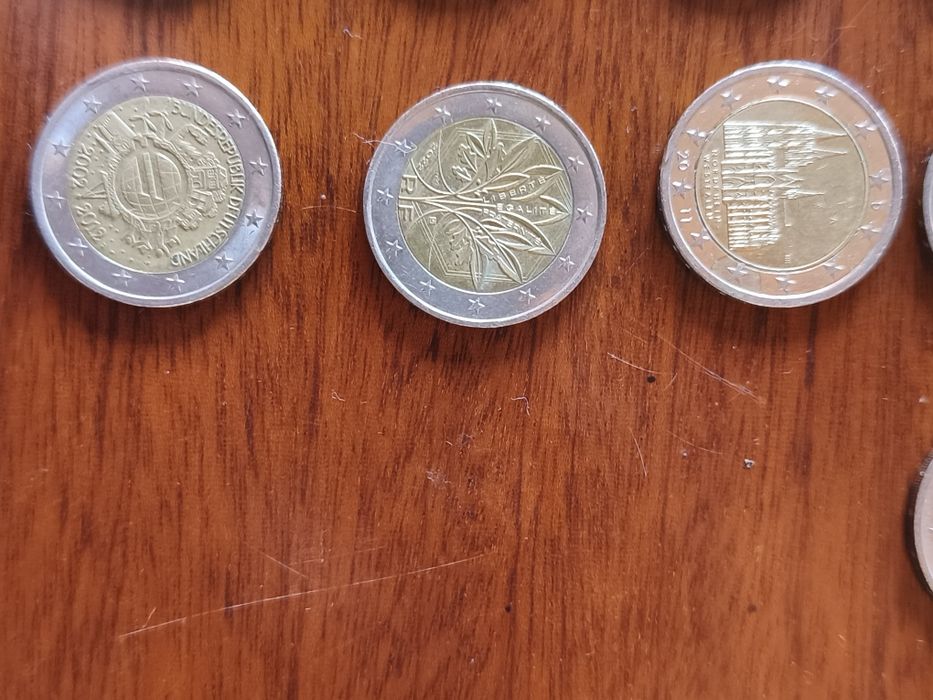Vendo moedas raras 2€