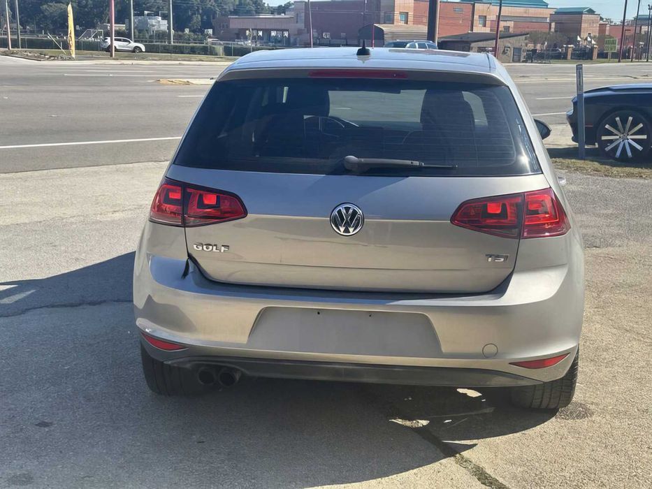 Volkswagen Golf S      2015