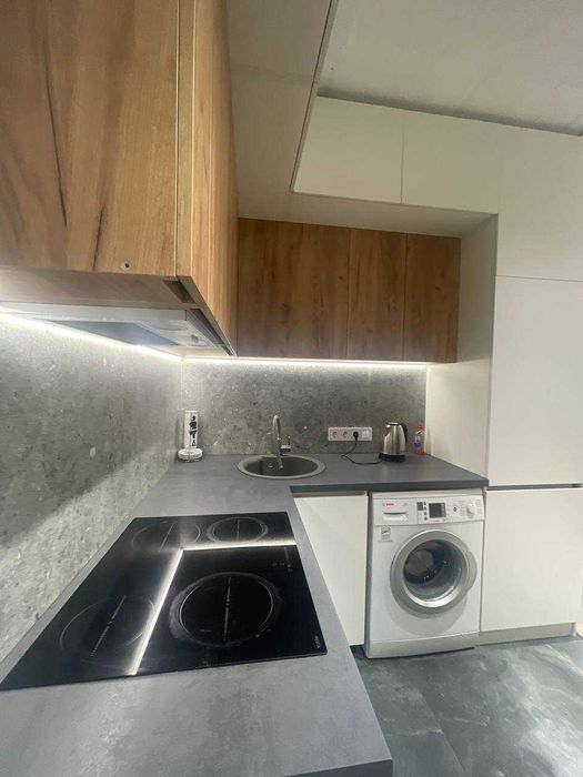 Оренда квартири-студії ст. м. Площа Повстання від власника