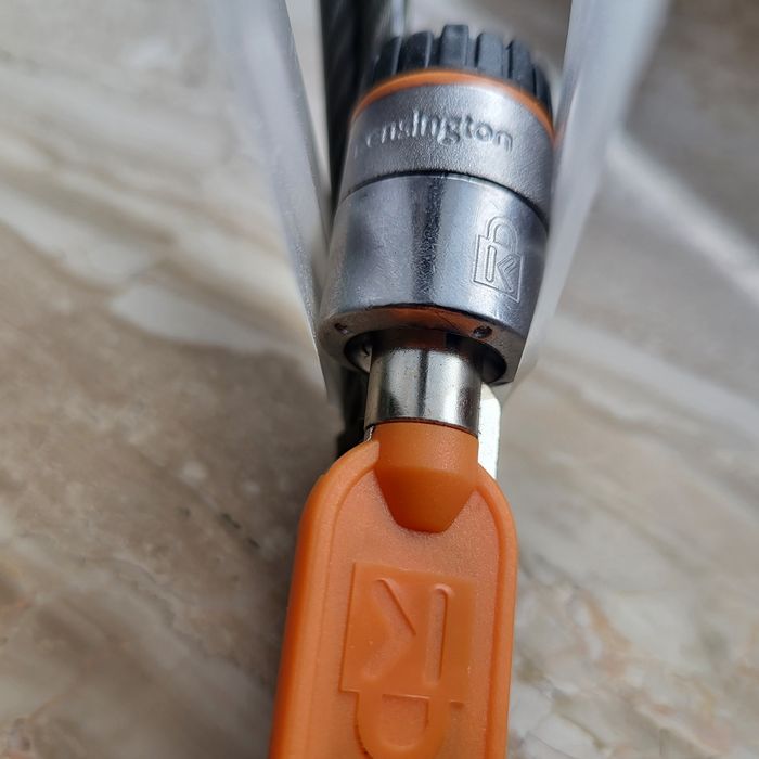 Kensington MicroSaver linka zabezpieczająca laptop na klucz blokada