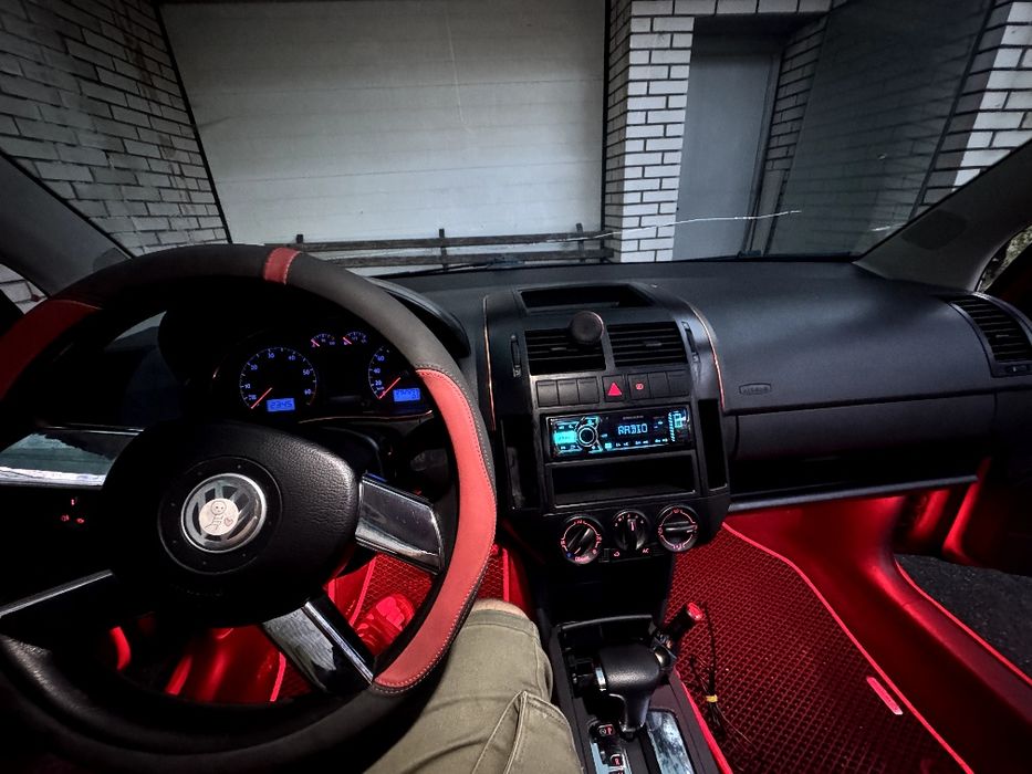 Продам VW Polo 2003