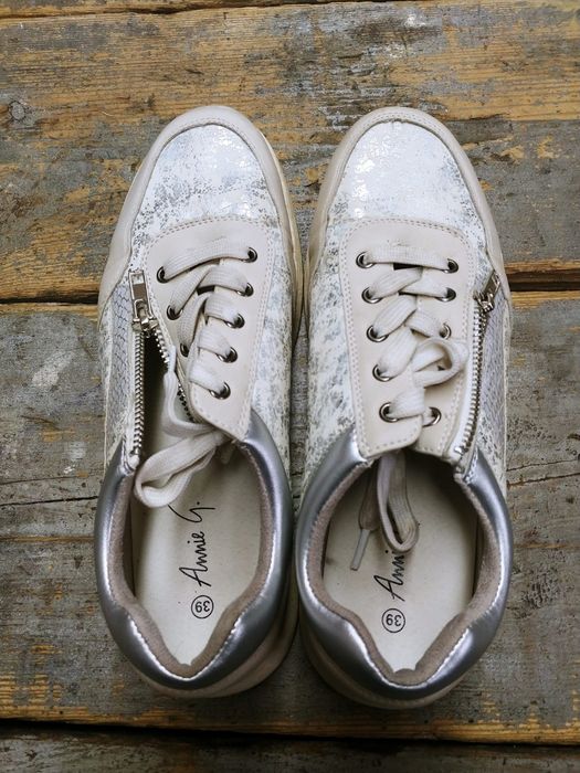Buty półbuty damskie 39 Annie G. Na express i sznurówki. Letnie sbd.