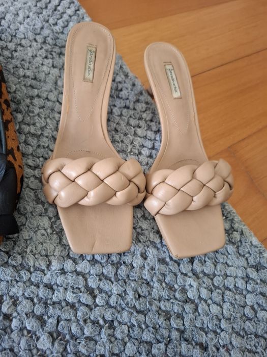 Mocassins e mules desde 10€