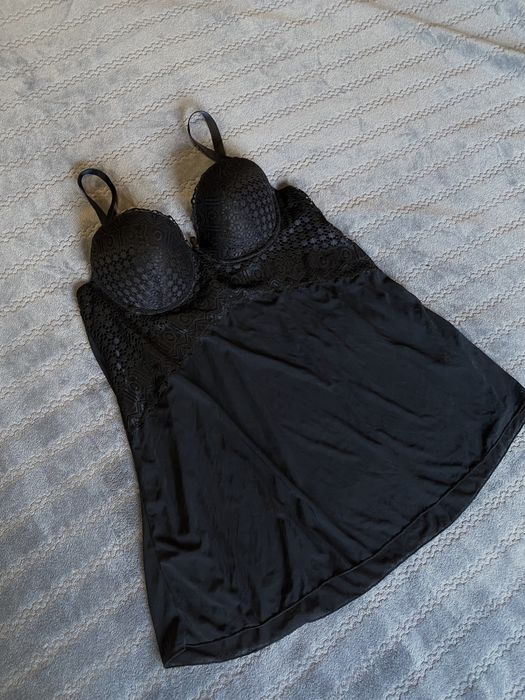 Czarna sexy koszula do spania