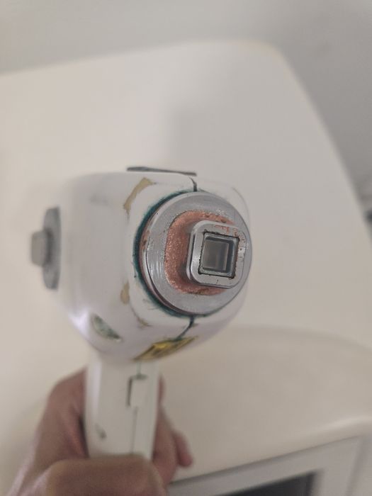 Equipamento depilação laser LEASEIR
