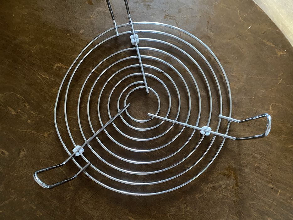 Решетка гриль для микроволновки, диаметр 24 см