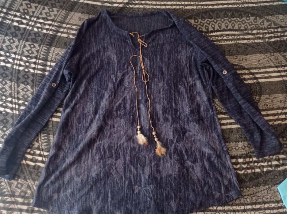 Várias camisolas tamanhos XL