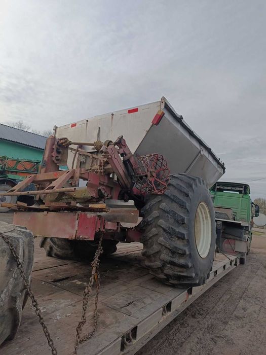 Розкидач добрив Bredal K105