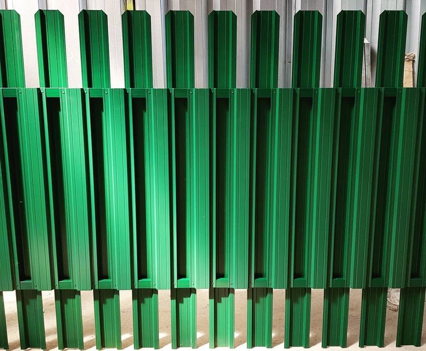 Штакетник. В наличии и под заказ. Установка и монтаж штакетника: 70 грн ...