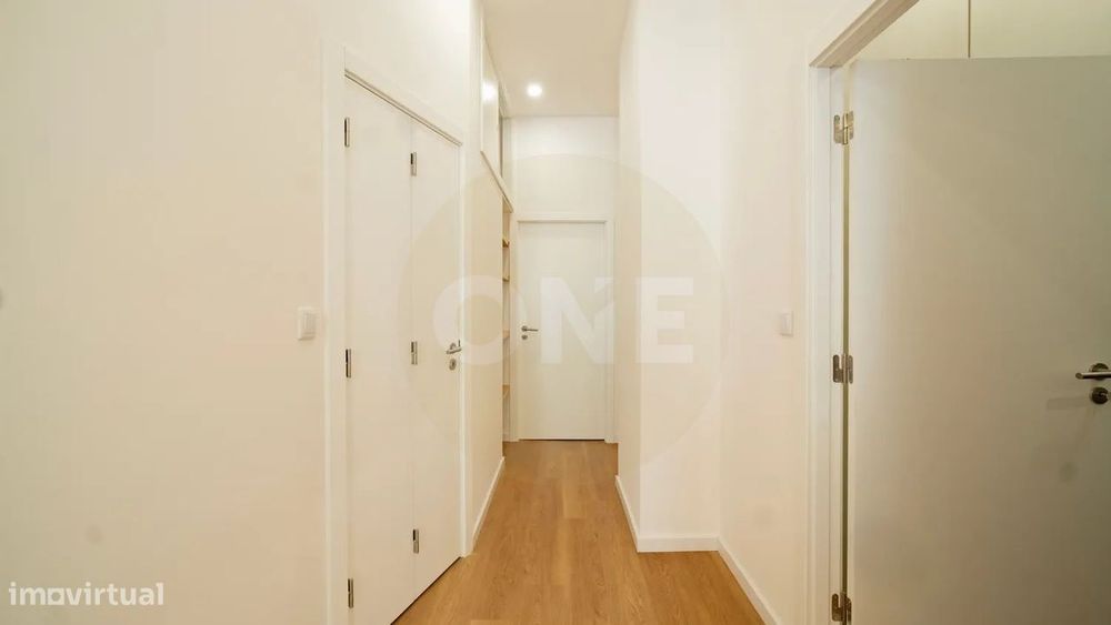 Apartamento T3 Remodelado, no bairro da Codivel, Odivelas