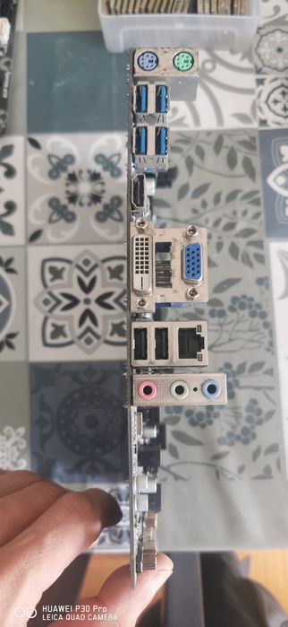 Vendo maderboard da marca Msi