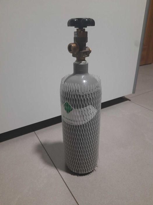 Butla CO₂ 2L – pusta, akwarystyka / do nabicia