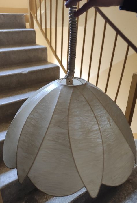 Biała lampa / Żyrandol / salon itp.