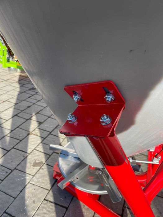 РУМ Розкидач мінеральних добрив 500кг JAR-MET