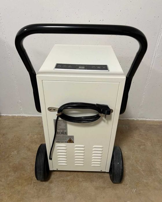 Оренда Електричний вологопоглинач Осушувач повітря TROTEC TTK 171 ECO