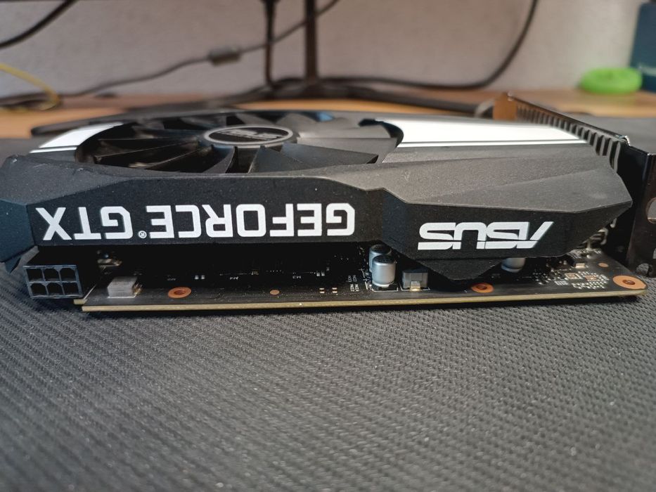 відеокарта Asus GeForce GTX 1650 super