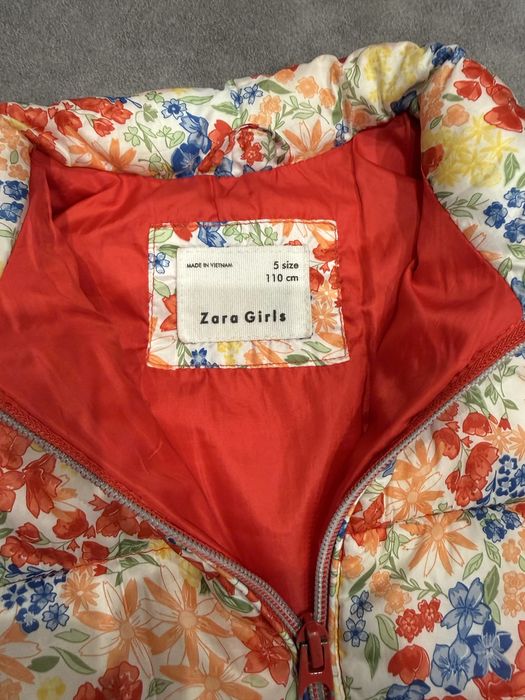 Жилетка Zara для дівчинки  110