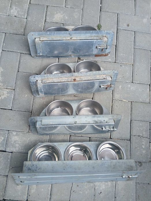 Comedouros rotativos para gaiola