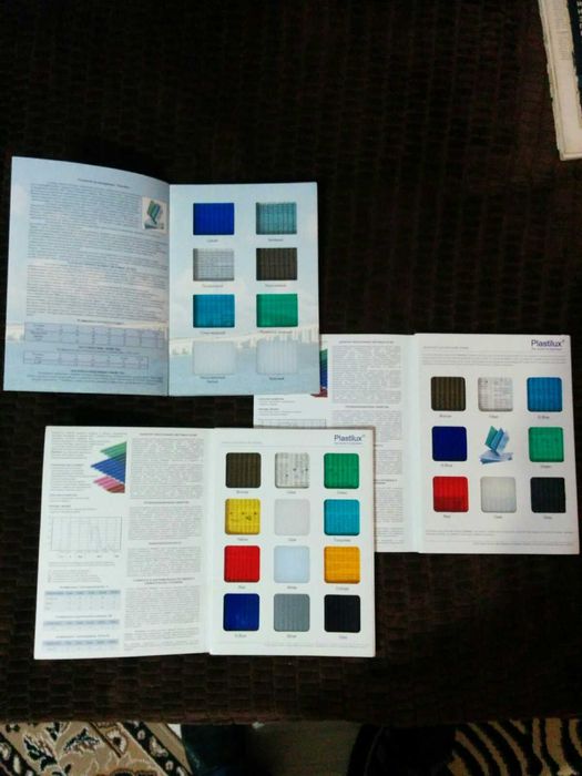 Для коллекции. Поликарбонат. Пластины разных цветов.