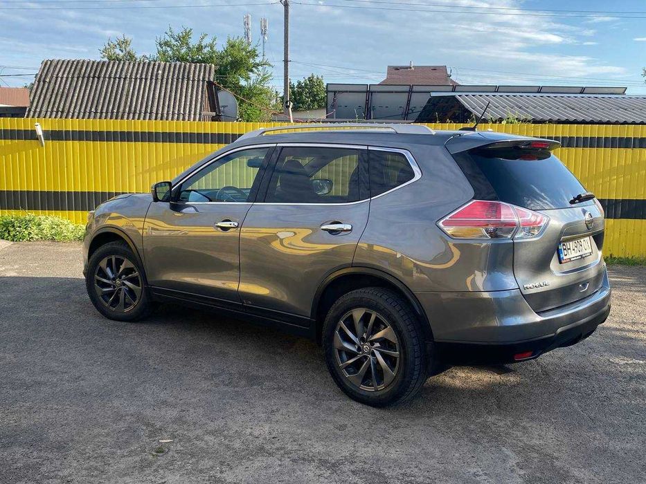 Продам автомобіль "NISSAN ROGUE" 2015 рік