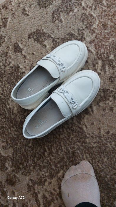 33 розмір туфлі для дівчинки