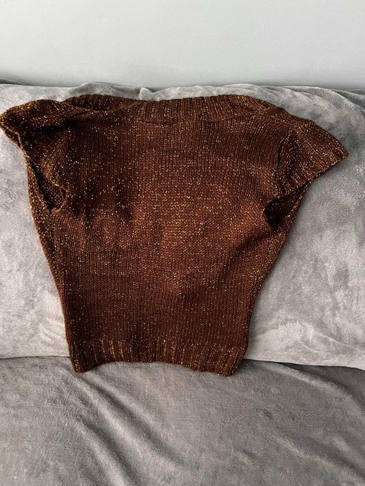 Sweter, bluzka z dekoltem V