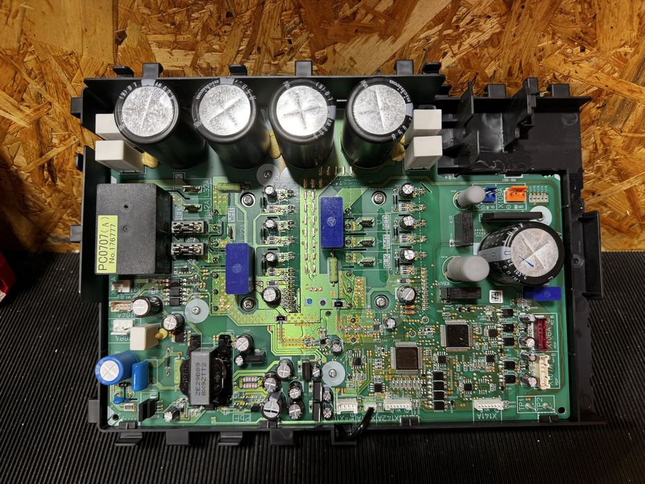 Placa Eletrónica Daikin Altherma HT alta temperatura