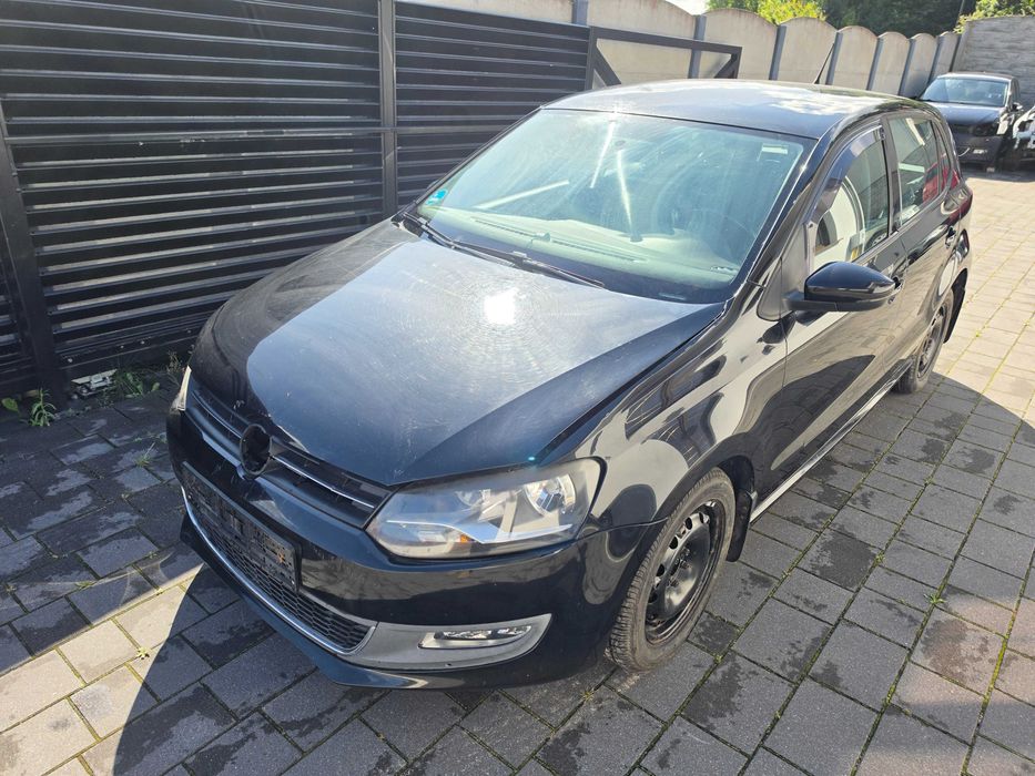 Vw Polo 1.6 tdi 90km 2010rok 213185km sprowadzona z niemiec