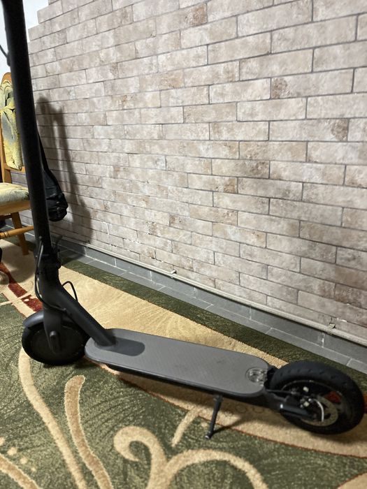 Швидкість 65км/Год Xiaomi Mi Essential