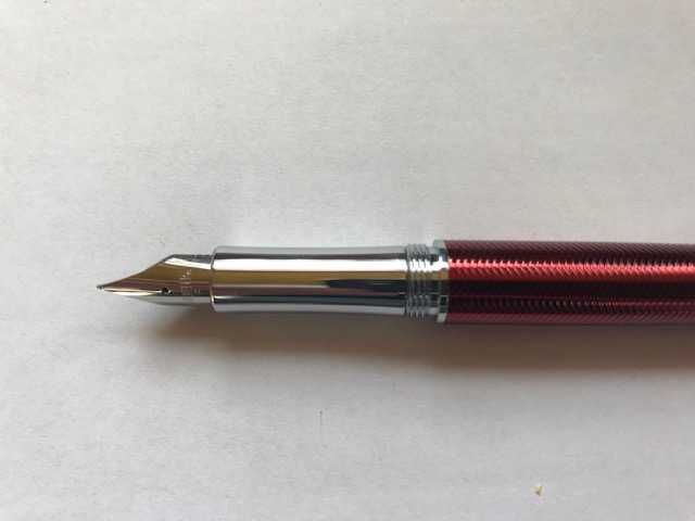 Pióro wieczne Sheaffer Intensity czerwone w prążki