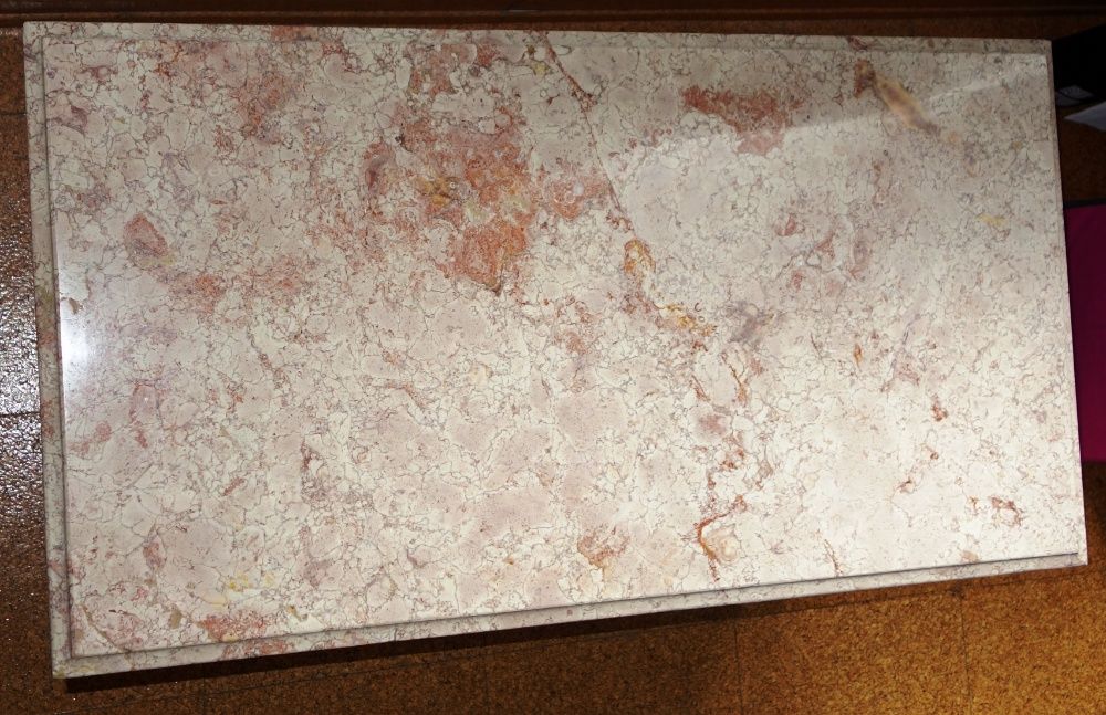 Mesa de centro antiga