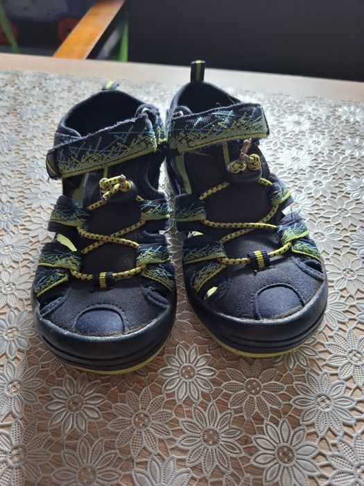 Sandałki chlopiece +gratis
