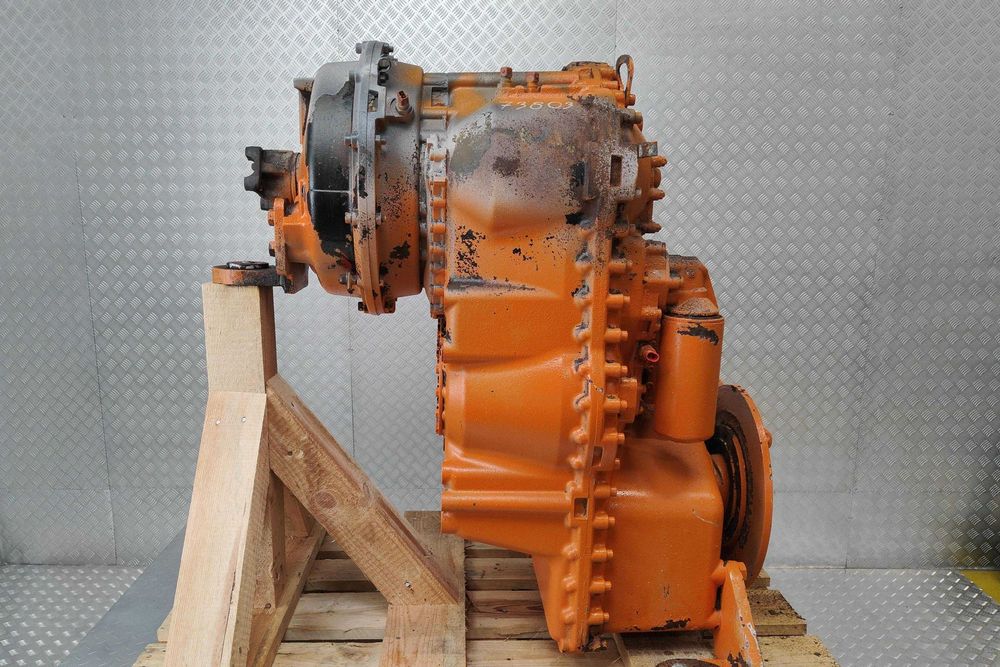 Skrzynia biegów do ładowarki Case 821E