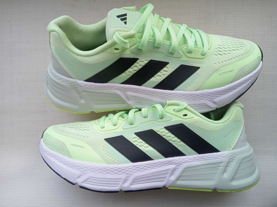 Buty Adidas Questar 2 r 43 1/3