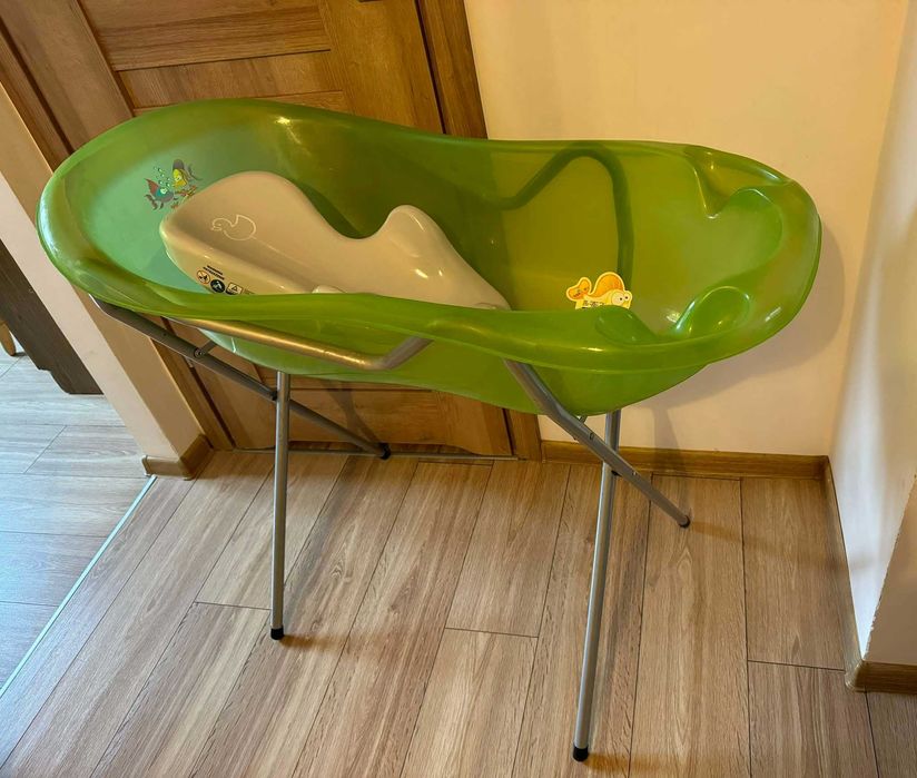 Zestaw do kąpieli (wanna ze stojakiem, leżaczek, kolo)