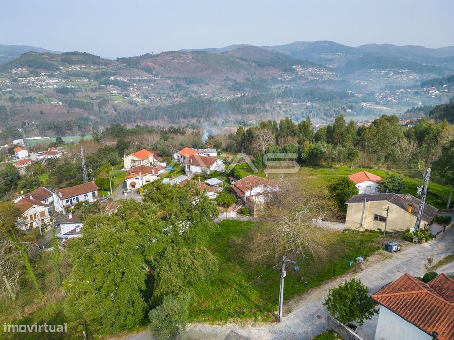 Terreno Urbano  Venda em Caldelas, Sequeiros e Paranhos,Amares