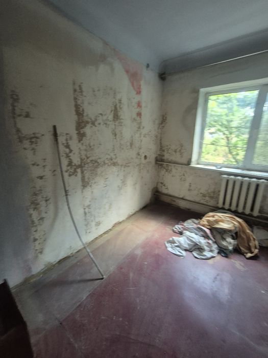 Продажа будинку під ремонт