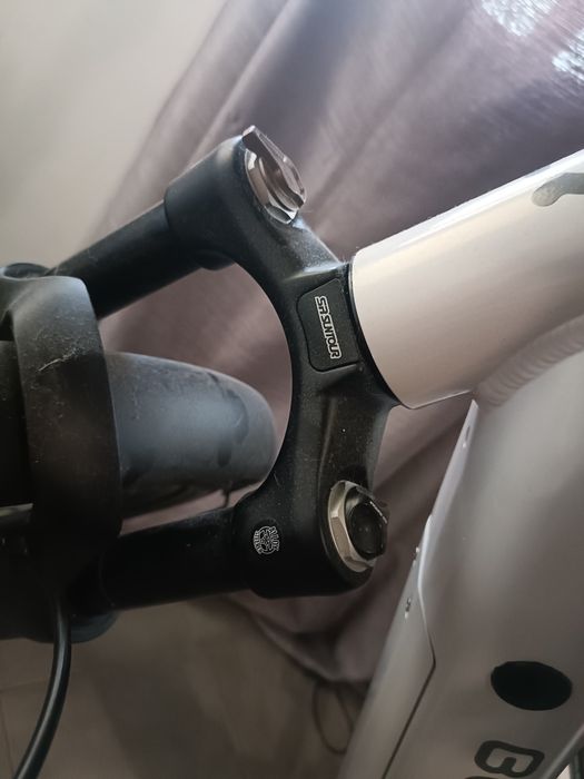 Bicicleta elétrica 0Km BEEQ E850