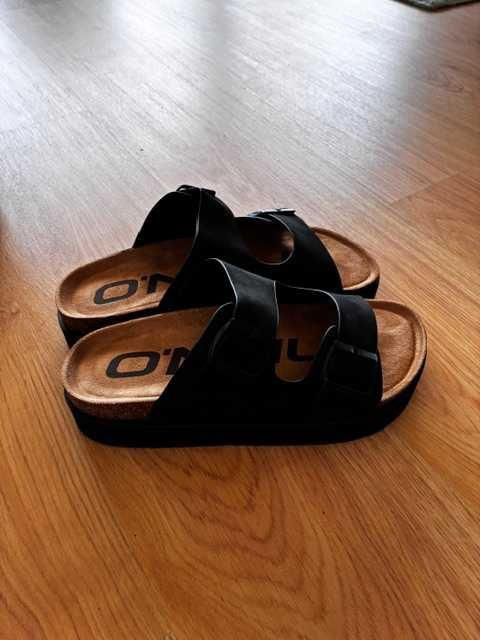 Chinelo O'Neill 40