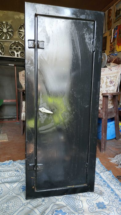 Сейф оружейный 3300 грн.