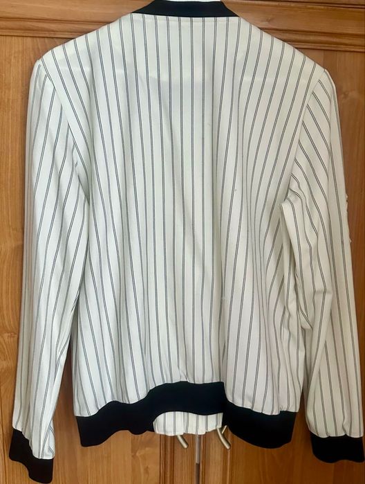 Bluza damska ONLY z naszywkami rozmiar 38 bejsbolówka  zamek