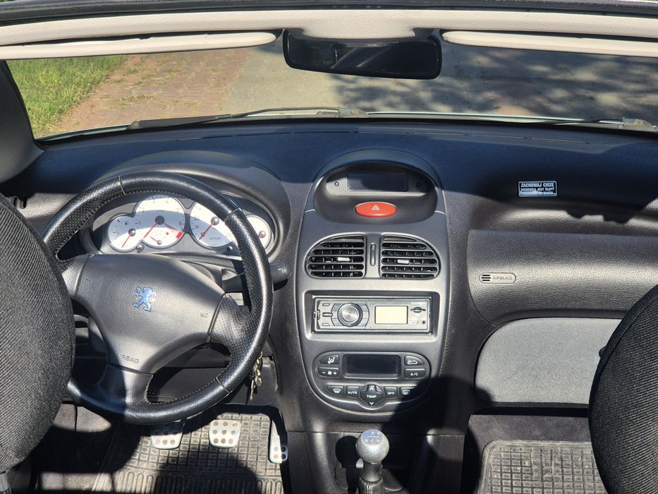 PEUGEOT 206 CC - 2002r - benzyna 2.0L - kabriolet - stan B.Dobry 100% sprawny