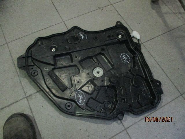 Elevador vidros trás esquerdo MAZDA 5 (CW)