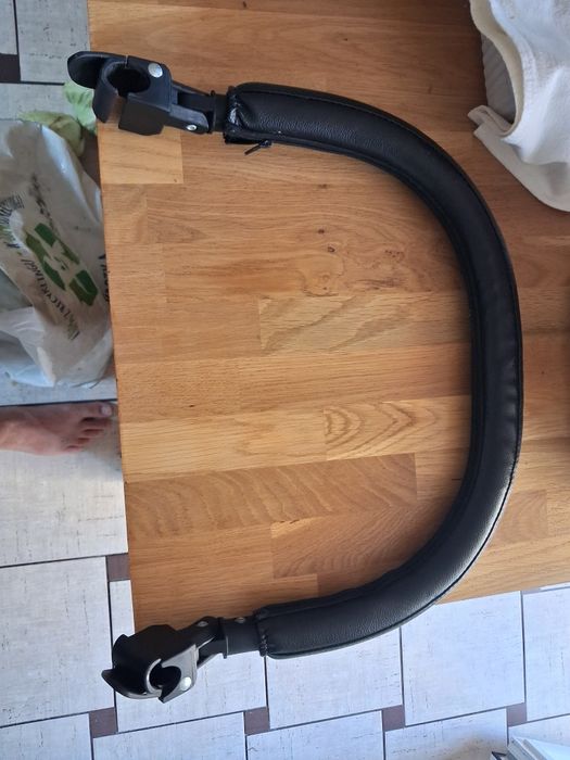 Uchwyt pałąk do wózka spacerowego bugaboo