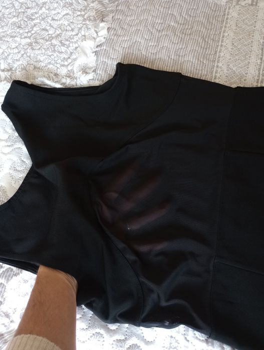 Czarna mini sukienka siateczkowe plecy